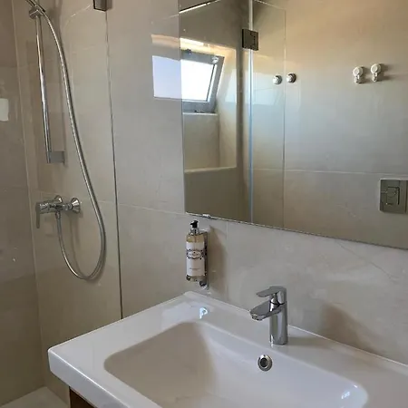 Enjoy איזמוריס